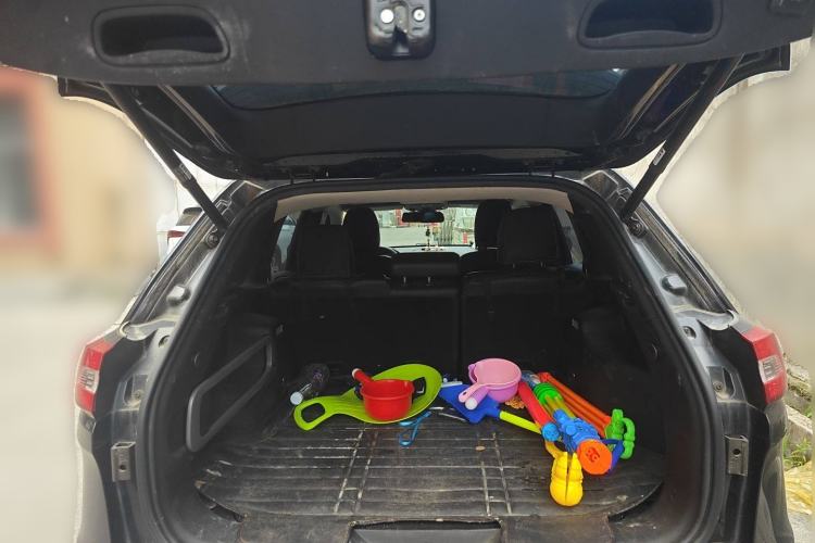 Used Jeep Cherokee 2016 2.4L Professional Smart Version