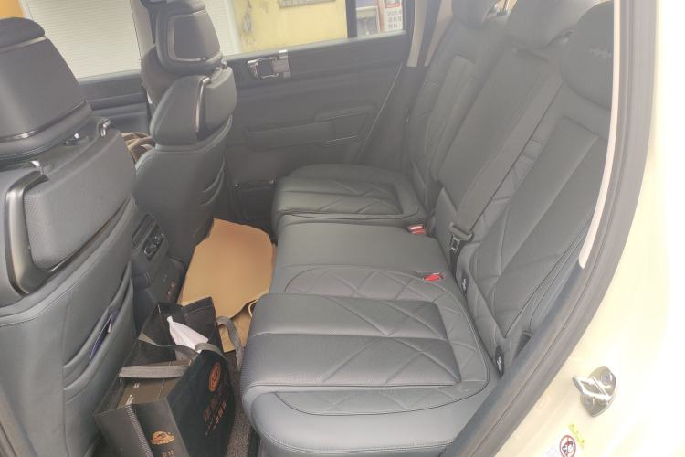 Used Formula Leopard 5 2023 Navigator Edition Left Rear Seat