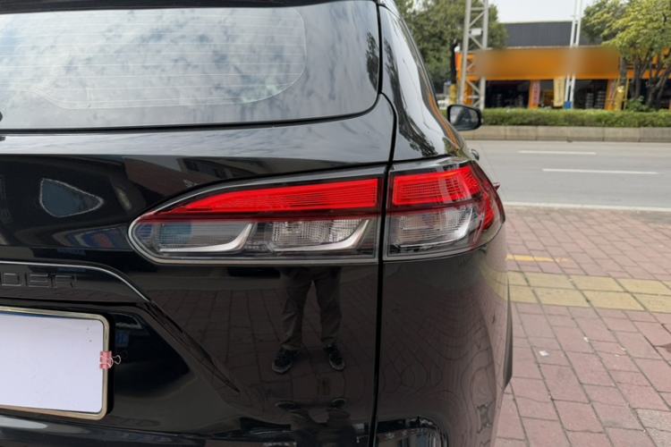 Used Toyota FRONTLANDER 2023 2.0L CVT Luxury Edition
