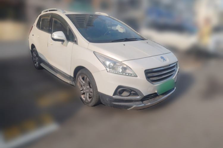 Used Peugeot 3008 2013 1.6THP Roland Garros Edition Front Right 45 Deg