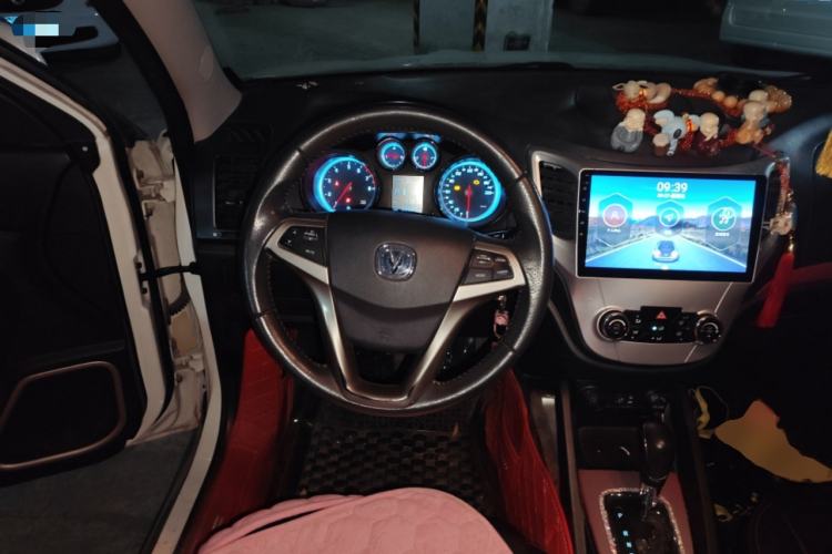 Used CHANGAN CS35 2014 1.6L Automatic Luxury Navigation Model China IV Standard
