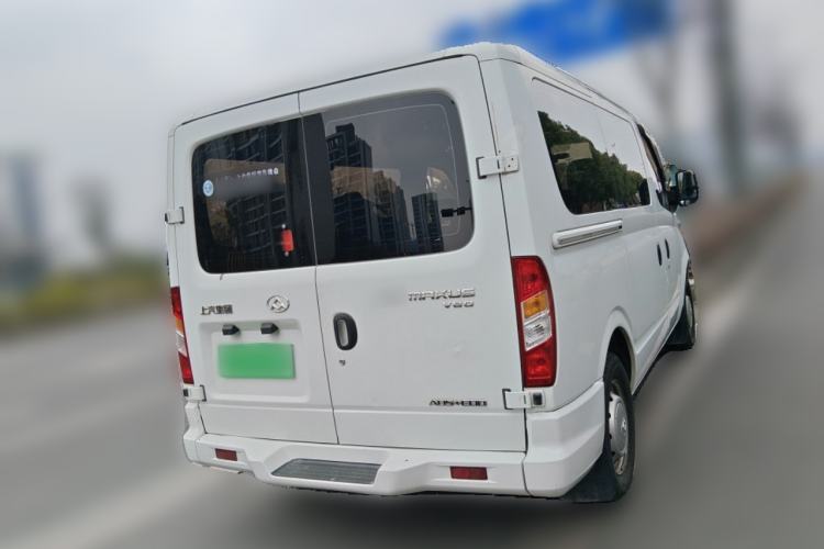 Used SAIC MAXUS Xintu V80 2018 2.5T 6-speed manual Aoyuntong short-wheelbase ultra-low roof 5- or 6-seat model
