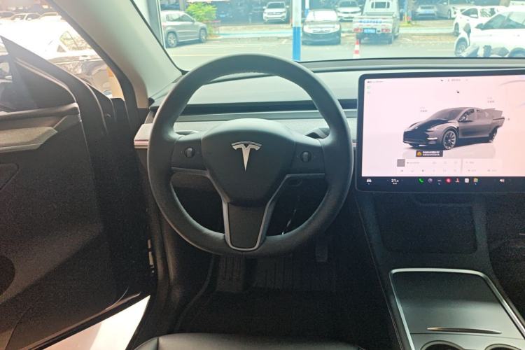 Used Tesla Model Y 2024 Rear-Wheel-Drive Version Steering Wheel