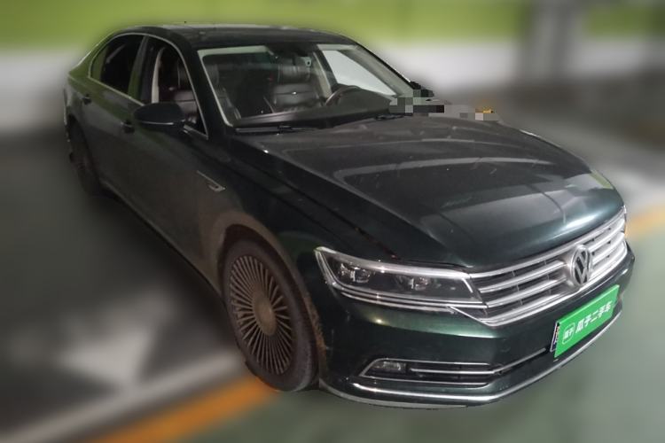 Used Volkswagen Phideon 2016 380TSI Two-Wheel-Drive Executive Version
