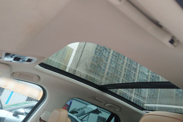 Used Nio ES8 2018 355 km Base Version 7-Seater Edition