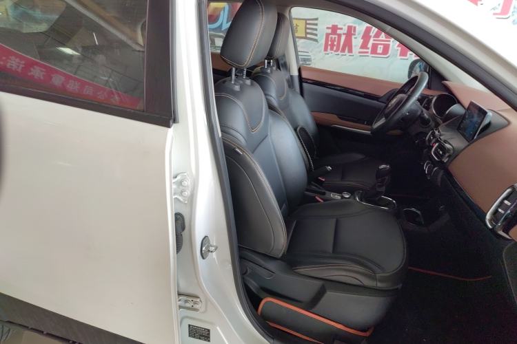 Used Dongfeng Aeolus AX4 2017 1.6L Manual ChaoShang Model