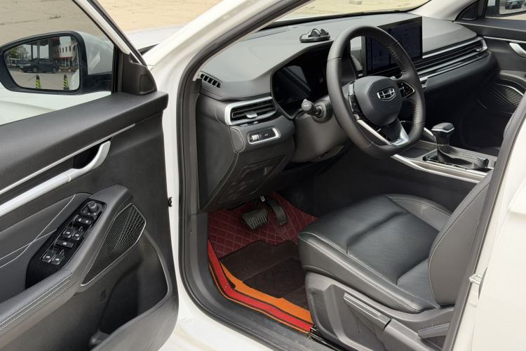 Used Geely Auto Emgrand 2023 4th Generation Champion Edition 1.5L CVT Luxury Model Driver Seat