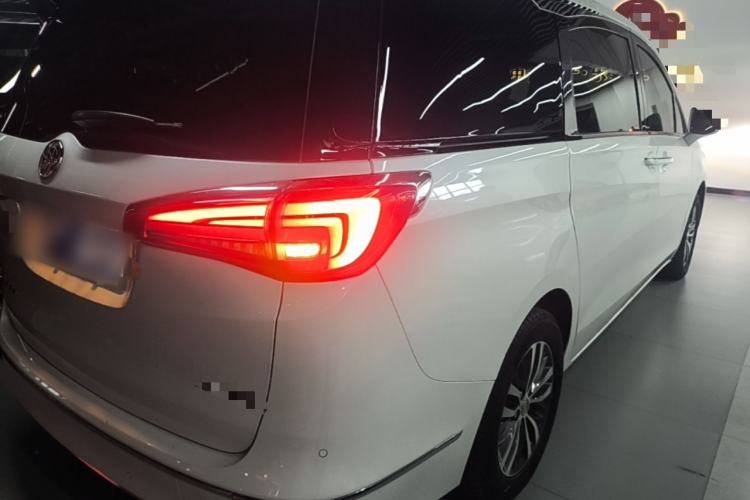 Used Buick GL8 2017 ES 28T Luxury Model China V Standard