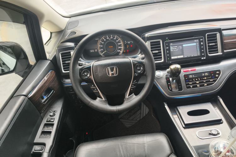 Used Honda Elysion 2016 2.4L Supreme Edition Steering Wheel