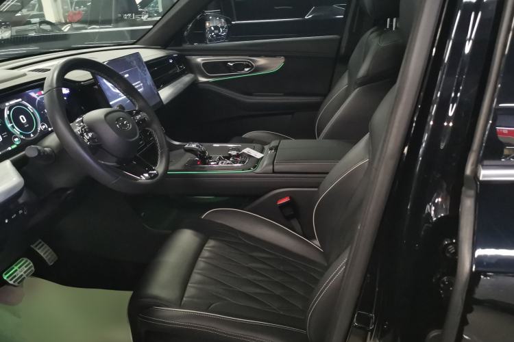 Used GAC Trumpchi GS8 2022 Dual-Engine Series 2.0TM Two-Wheel Drive Prestige Edition (7 Seats) Left Front Seat