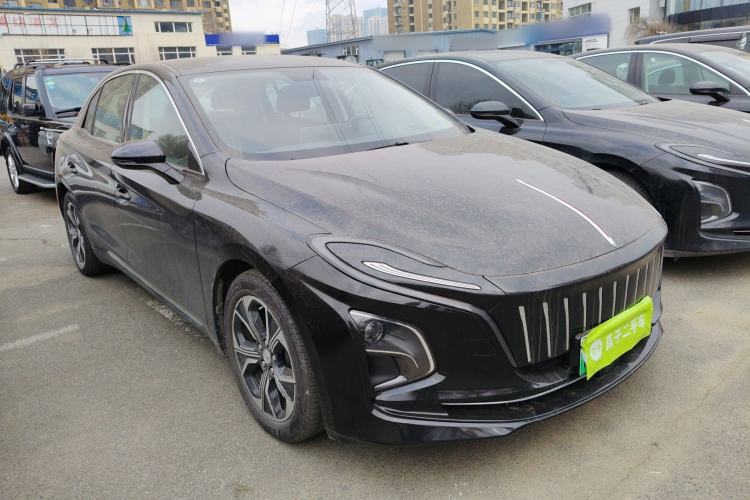 Used Hongqi E-QM5 2023 Base Travel Edition
