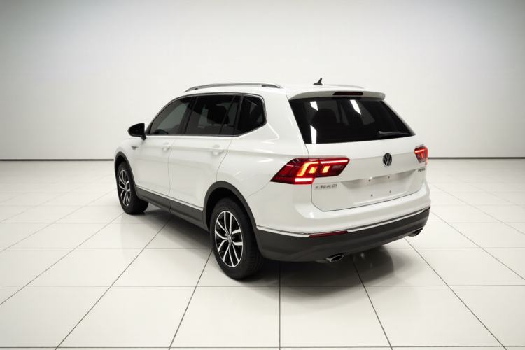 Used Volkswagen Tiguan L 2017 330TSI Automatic Two-Wheel Drive Comfort Edition