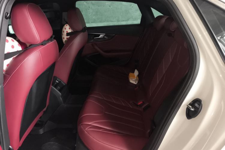 Used Audi A4L 2019 40 TFSI Ambition China VI
