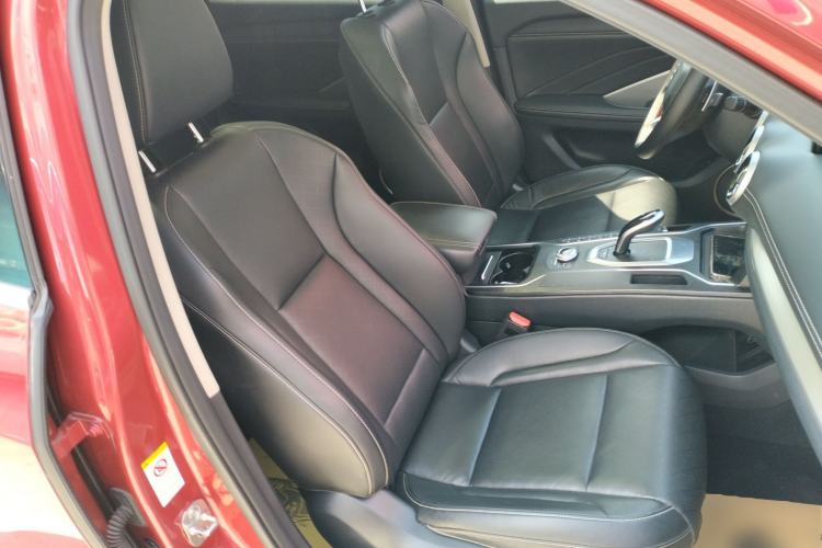 Used Wey VV6 2018 2.0T Two-Wheel-Drive Ultra-Luxury Version China V Standard