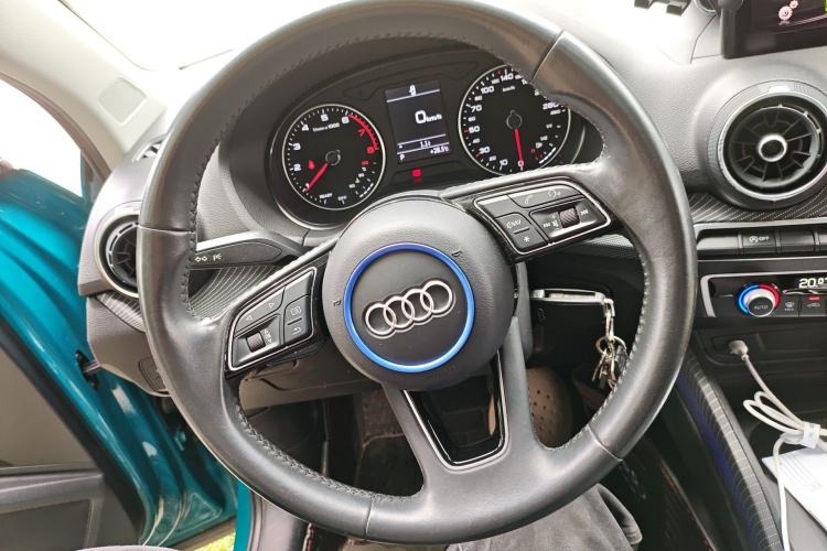 Used Audi Q2L 2018 35 TFSI Fashion Dynamic Version China V Emission Standard
