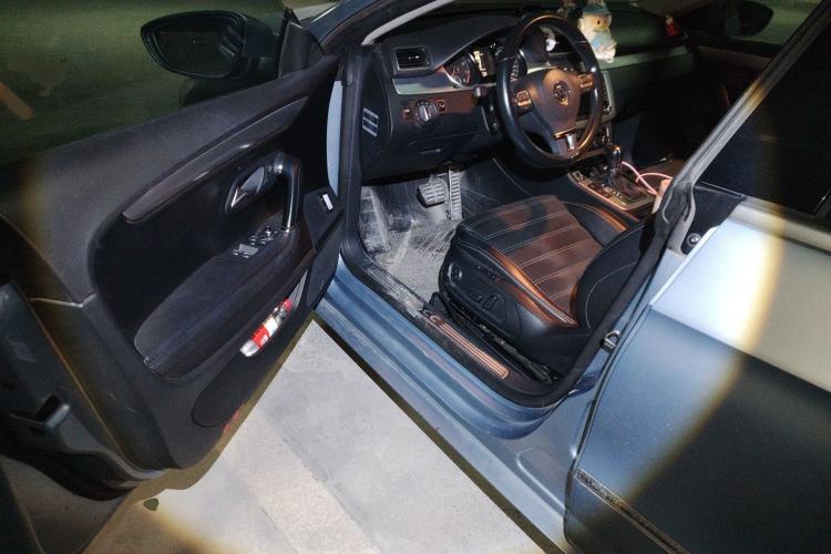 Used Volkswagen FAW-Volkswagen CC 2011 1.8TSI Luxury Model Driver Seat