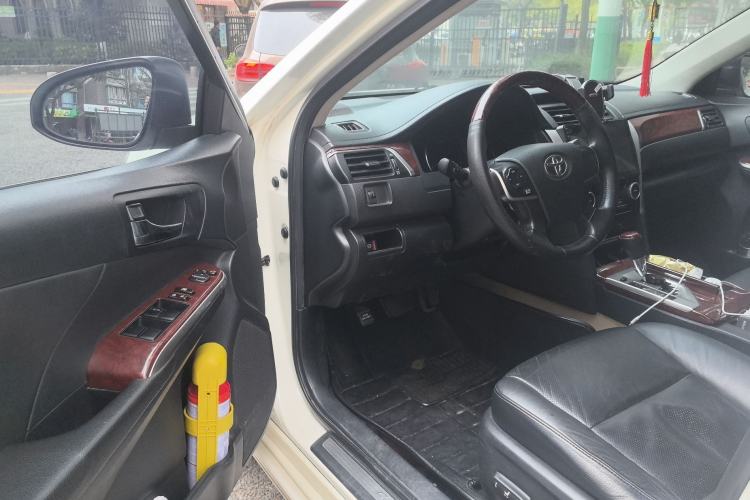 Used Toyota Camry 2013 2.0G Comfort Edition
