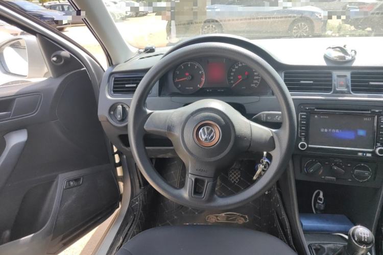 Used Volkswagen Santana 2015 1.6L Manual Fashion Edition Steering Wheel