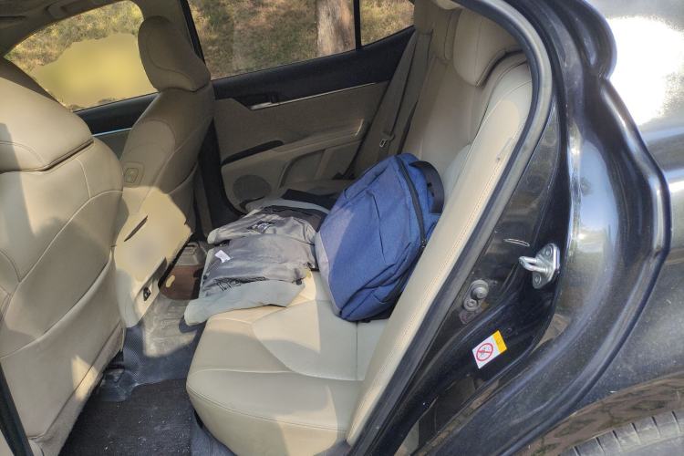 Used Toyota Camry 2018 2.0G Luxury Edition