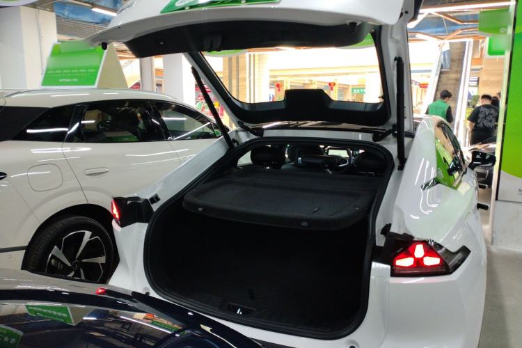 Used Deepal SL03 2023 200Max Range-Extended Version
