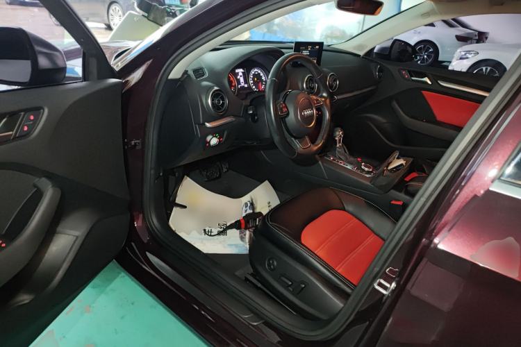 Used Audi A3 2016 Limousine 35 TFSI Prestige Edition