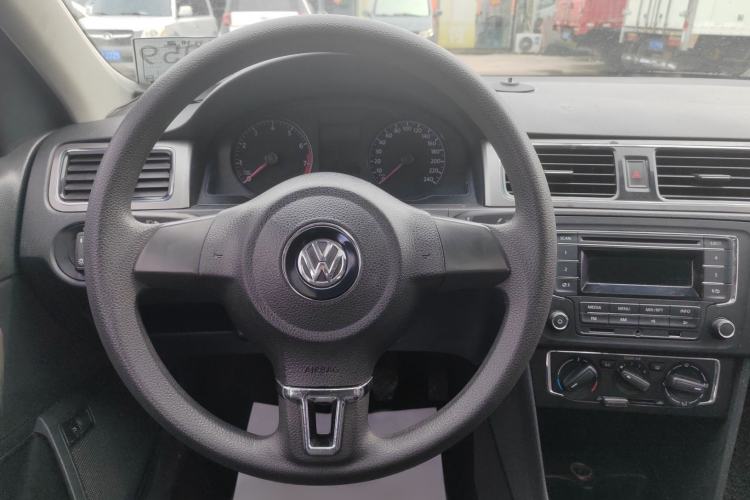 Used Volkswagen Santana 2015 1.6L Manual Comfort Edition Steering Wheel