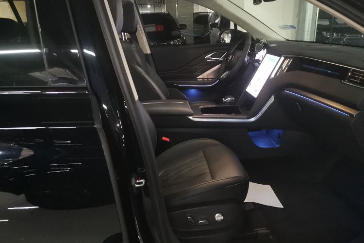 Used Hongqi HS7 PHEV 2024 2.0T PHEV Four-Wheel Drive Flagship Edition 6 Seats
