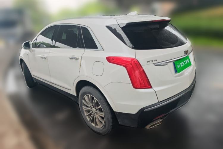 Used Cadillac XT5 2018 25T Luxury Model Rear Left 45 Deg