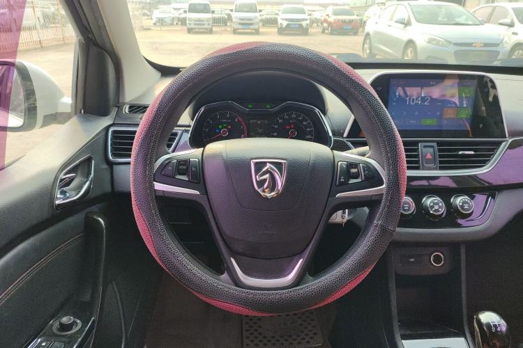 Used Baojun 310 2016 1.2L Manual Luxury Model