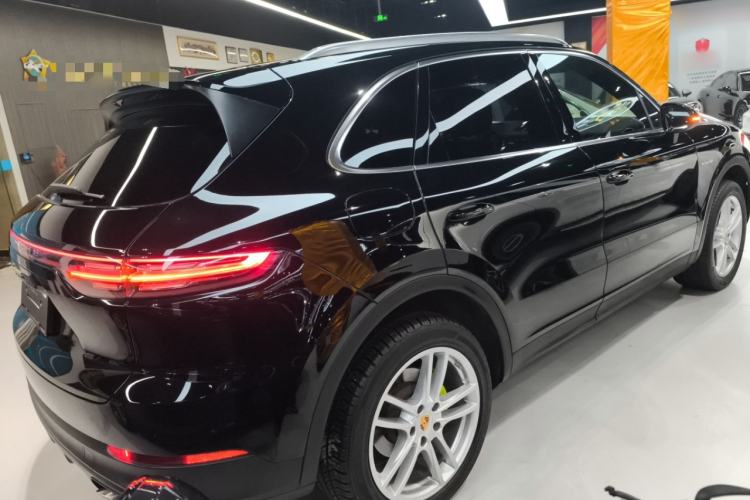 Used Porsche Cayenne E-Hybrid 2020 Cayenne E-Hybrid 2.0T
