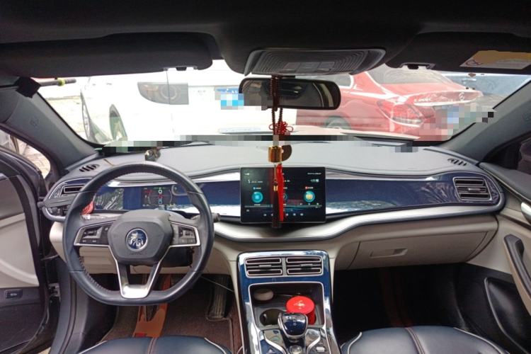 Used BYD Qin PLUS 2021 DM-i 55KM Flagship Model Center Console