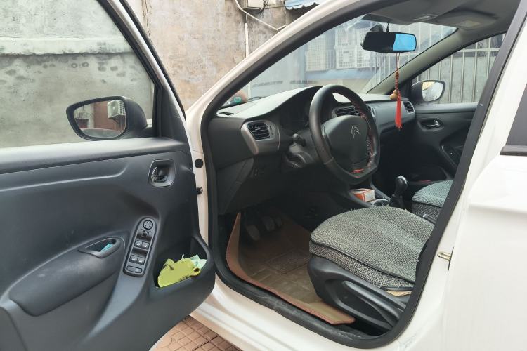 Used Citroen Elysee 2016 1.6L Manual Fashion Edition
