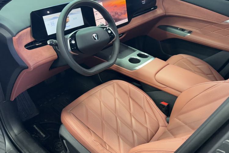 Used CHANGAN CS75 PLUS 2025 4th Generation 1.5T New Blue Whale Smart Luxury Edition