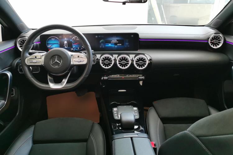 Used Mercedes-Benz A-Class 2022 Second Facelift A 200 L Sport Sedan Fashion Version