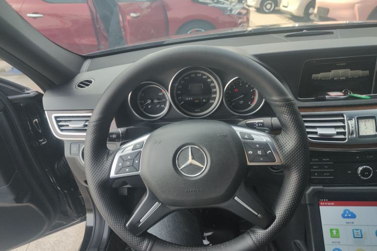 Used Mercedes-Benz E-Class 2015 E 200 L