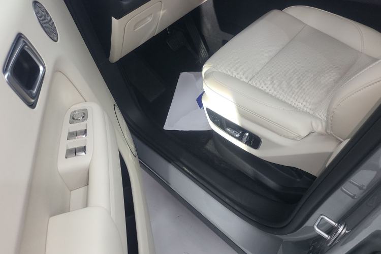 Used Li Auto L7 2023 Pro Model