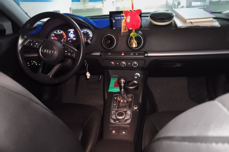 Used Audi A3 2018 30th Anniversary Edition Sportback 35 TFSI Ambition Model
