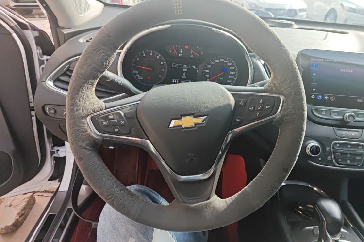 Used Chevrolet Malibu XL 2022 535T Automatic Sport Edition Steering Wheel