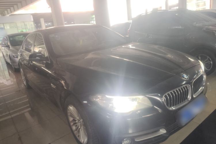 Used BMW 5 Series 2014 525Li Leading Model
