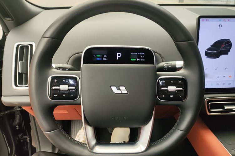 Used Li Auto L8 2025 Ultra Smart Refreshed Edition
