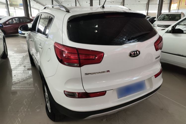 Used Kia Sportage R 2016 2.0L Manual Two-Wheel Drive GL Trim