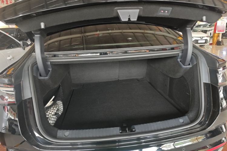 Used BYD Seal 2023 DM-i 1.5T 121km Prestige Model Trunk