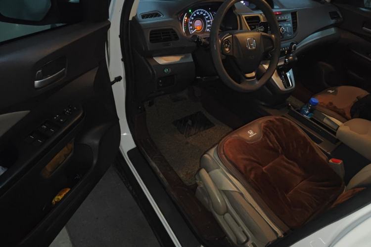 Used Honda CR-V 2015 2.0L 2WD Classic Edition Driver Seat