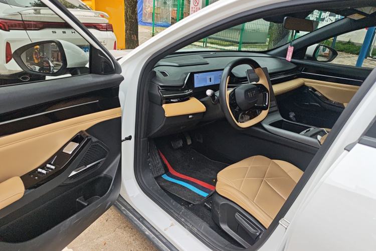 Used Geely Galaxy L6 2023 60km PLUS
