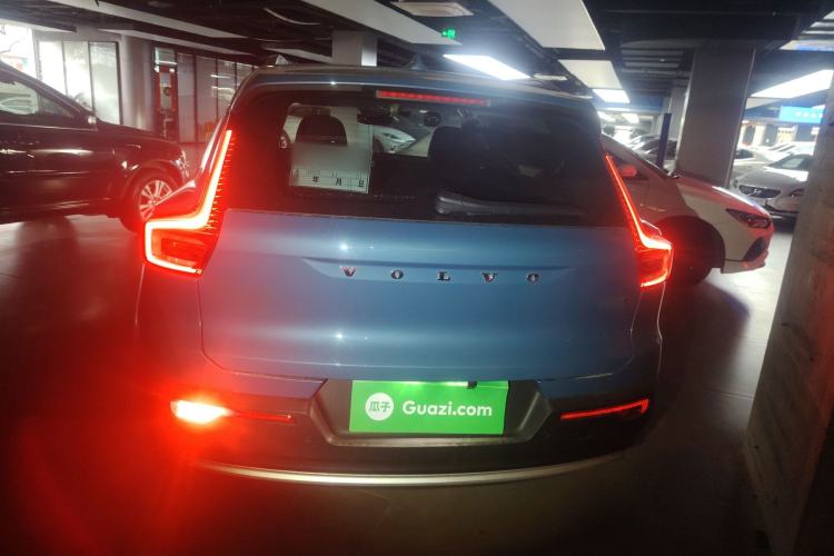 Used Volvo XC40 2023 B4 4x4 Smart Luxury Edition