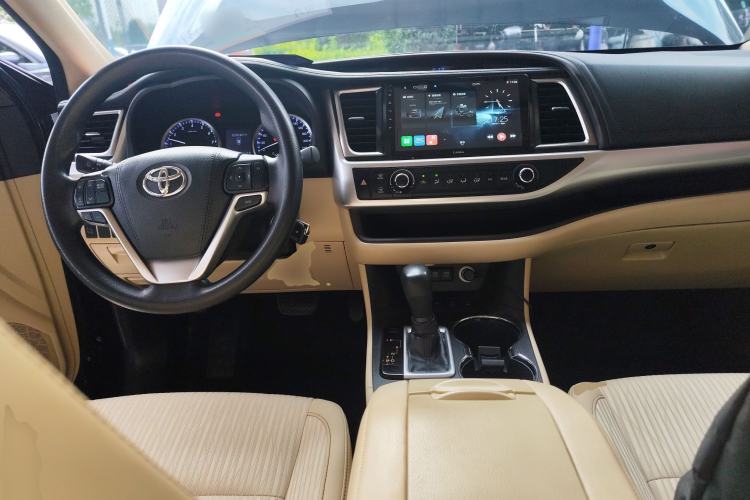 Used Toyota Highlander 2018 2.0T Four-Wheel Drive Elite Edition 7 Seats China V Standard Center Console