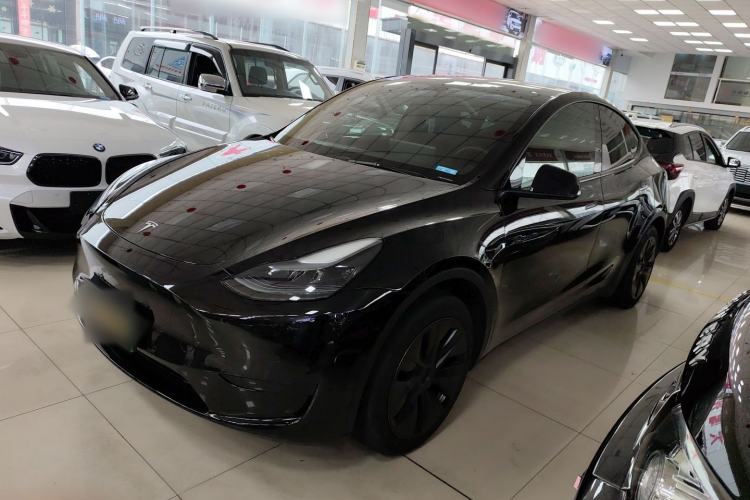 Used Tesla Model Y 2023 Rear-Wheel-Drive Version
