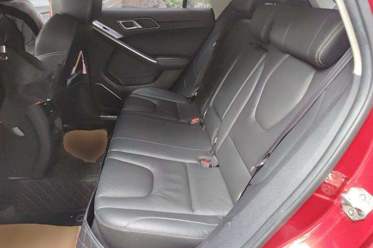 Used JMC Yusheng S330 2016 1.5L GTDi Automatic Two-Wheel Drive Flagship Edition Left Rear Seat