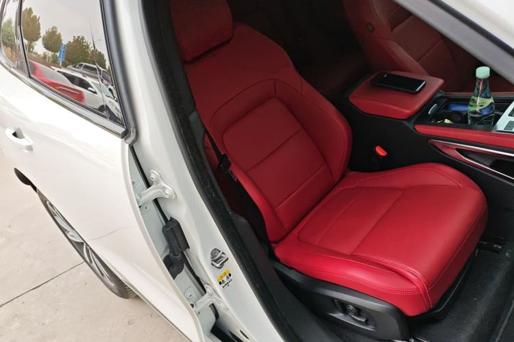 Used Jaguar F-PACE 2024 P250 R-Dynamic SE
