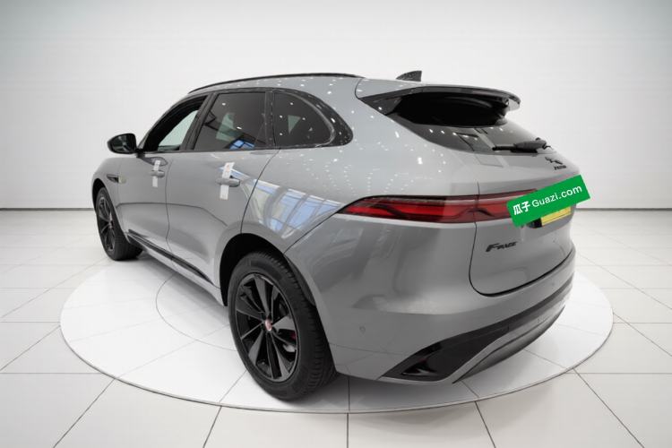 Used Jaguar F-PACE 2023 P250 R-Dynamic BLACK
